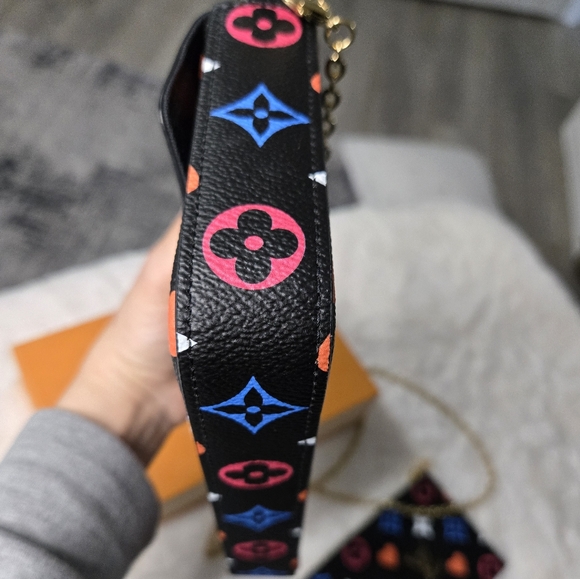 🔥Louis Vuitton lack Multicolor Monogram Coated Canvas Game On Félicie Pochette - Picture 10 of 11